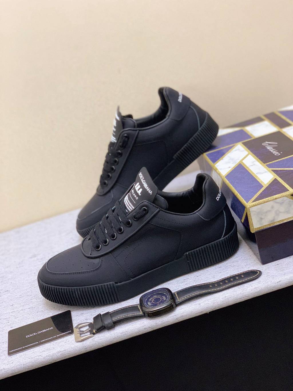D*G sneaker